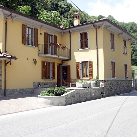 Bed And Breakfast Luna San Giovanni Bianco Esterno foto