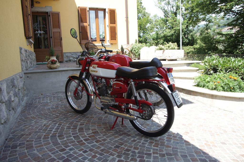 Bed And Breakfast Luna San Giovanni Bianco Esterno foto